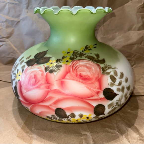 Fenton lamp shade Vtg. 14